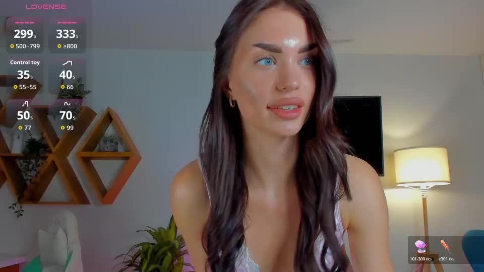 angel___blond Webcam Chat September 18, 2026