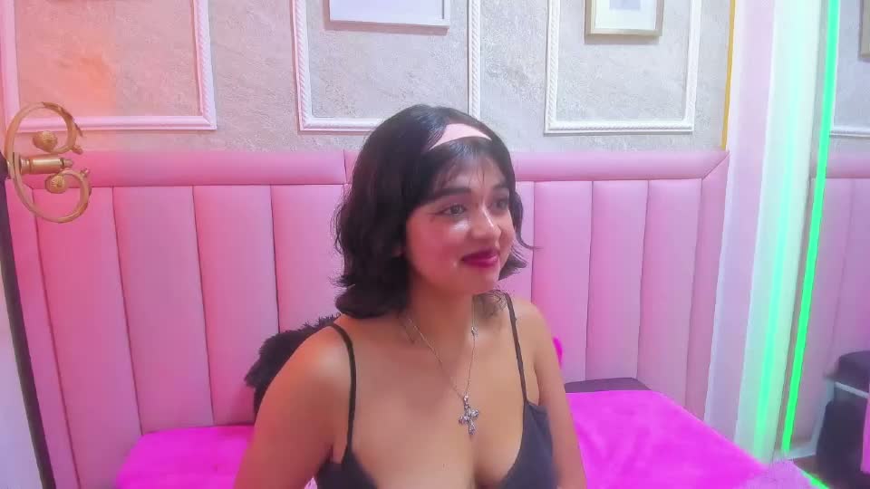 velvet_giirll Webcam Chat September 18, 2026