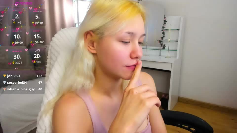emilytrase Webcam Chat September 18, 2026