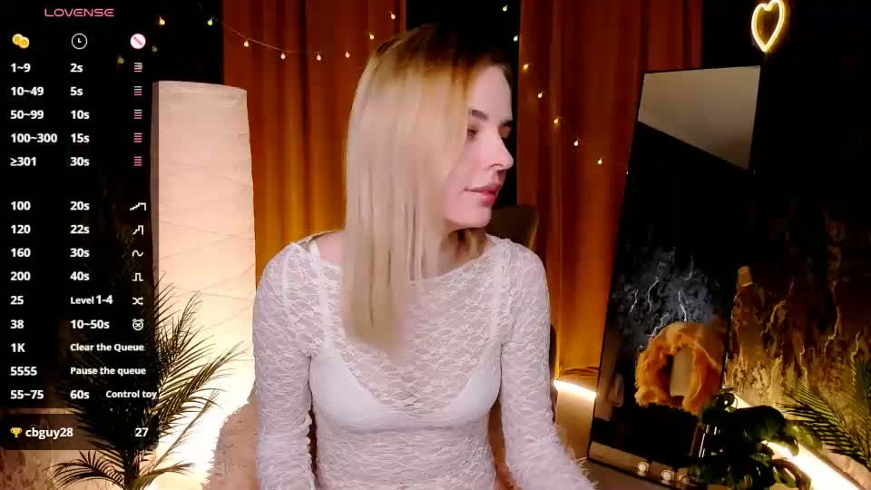 lillian_shine Webcam Chat September 18, 2026