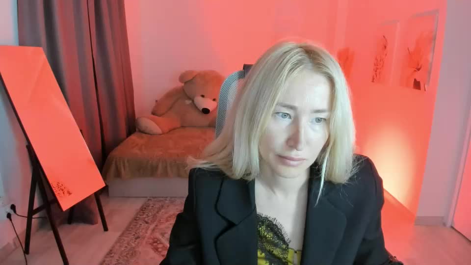 astramonroe Webcam Chat September 18, 2026