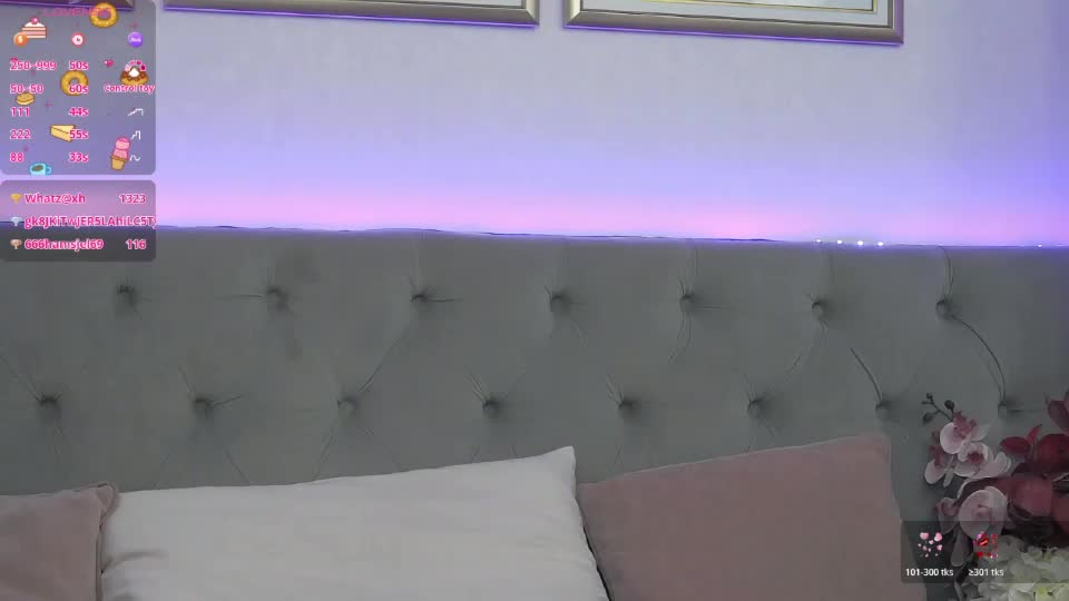 lunababe_ Webcam Chat September 18, 2026