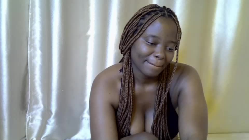 luna_zest Webcam Chat September 18, 2026