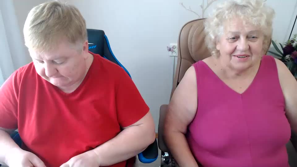 mommy99x Webcam Chat September 18, 2026