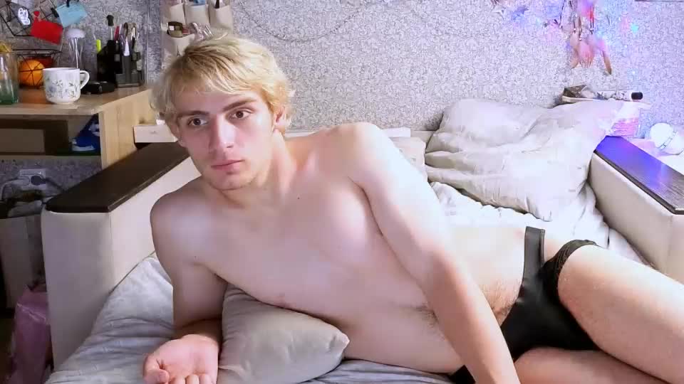 bloodyblondiee Webcam Chat September 18, 2026