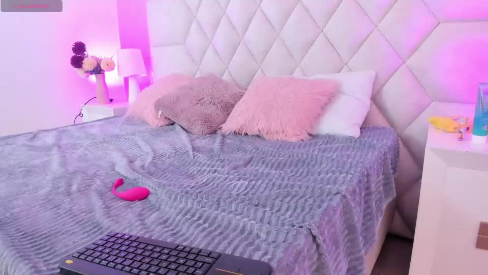 chloe__fox_ Webcam Chat September 18, 2026