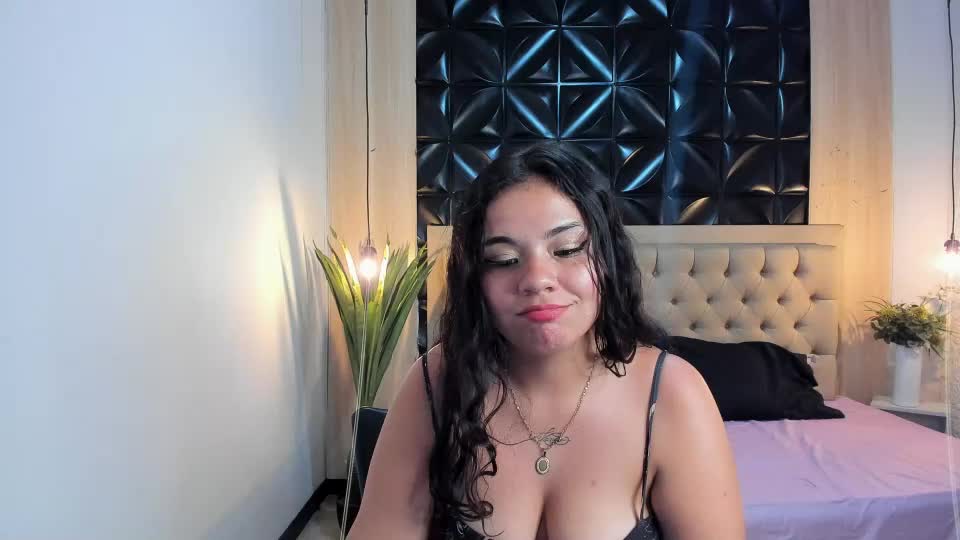 veyra_sereny Webcam Chat September 18, 2026