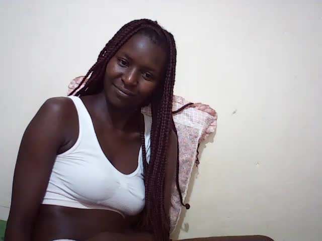 queen_0012 Webcam Chat September 19, 2026