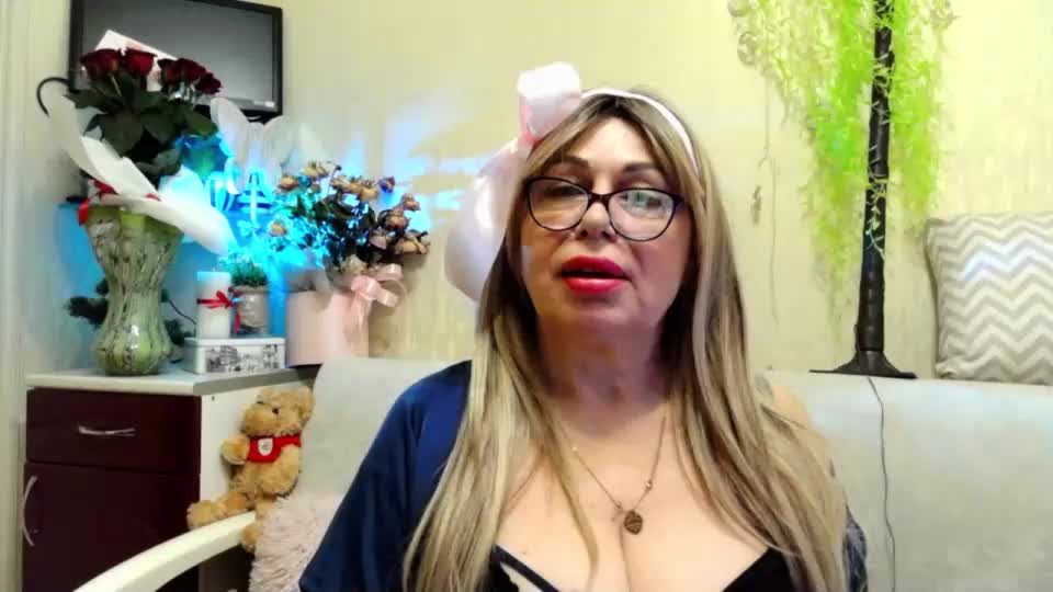susiexnoreen Webcam Chat September 19, 2026