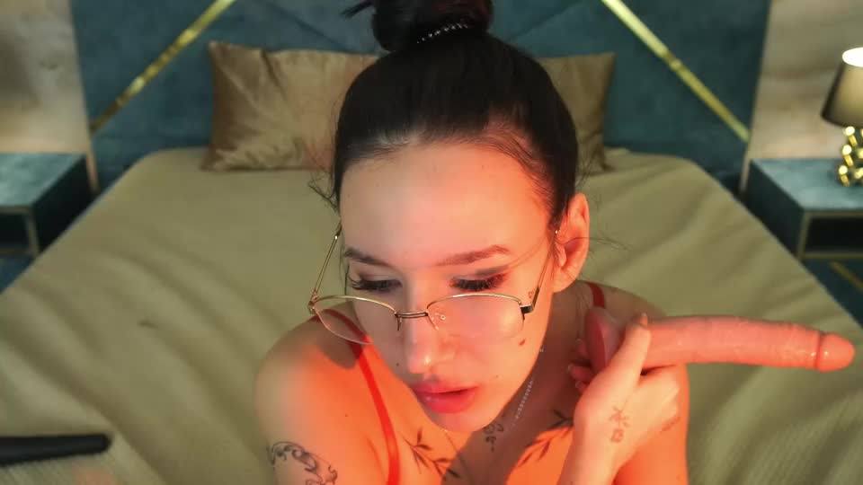 nikkigoldx Webcam Chat September 19, 2026