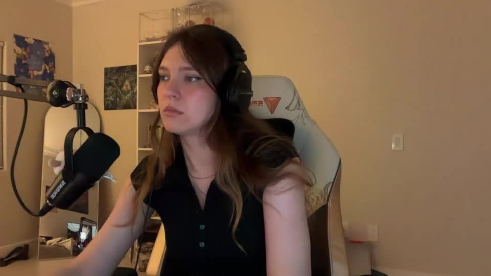 lunasnows Webcam Chat September 19, 2026