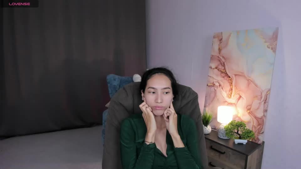 yummy_lamii Webcam Chat September 19, 2026