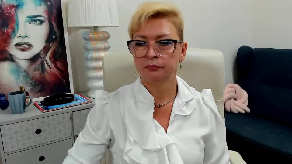 luna_xfantasy Webcam Chat September 19, 2026