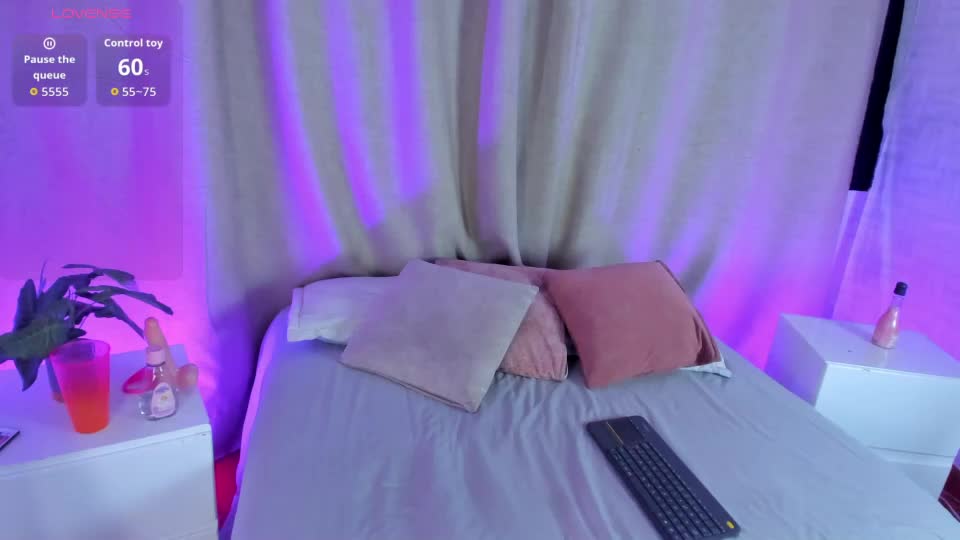 zoe_rousee_ Webcam Chat September 19, 2026