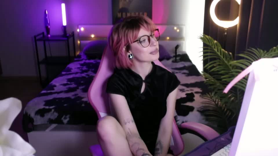 obedientt_ Webcam Chat September 19, 2026
