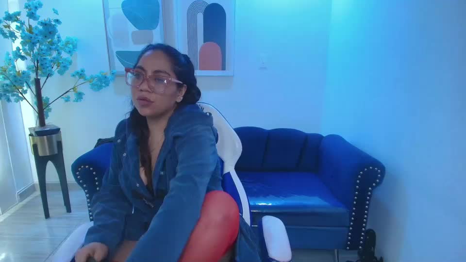 silvana_lane Webcam Chat September 19, 2026