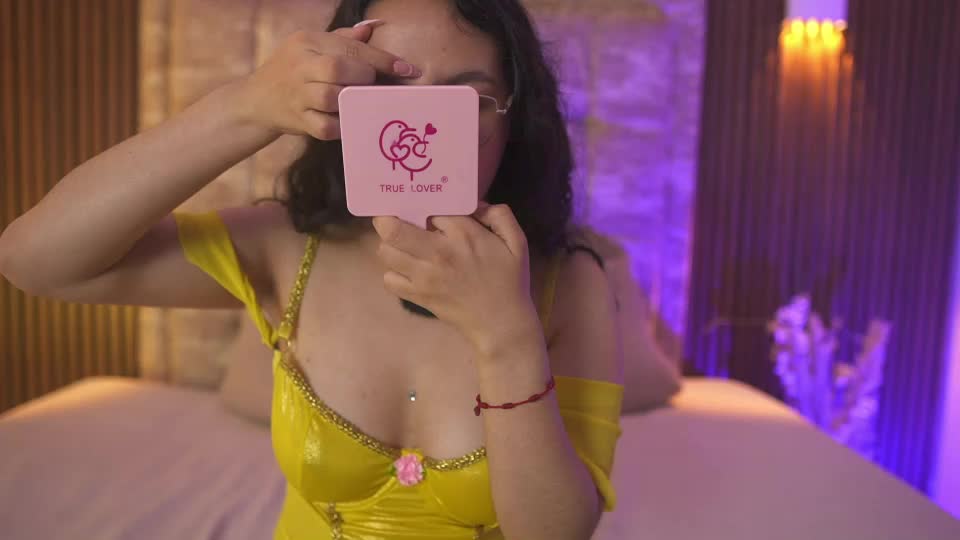 daphnevalucci Webcam Chat September 19, 2026