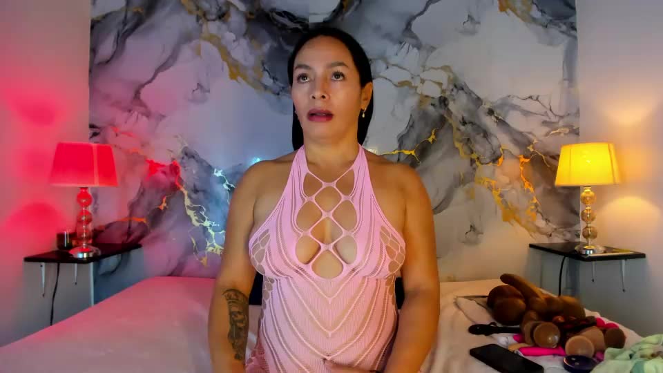 sexymaduraluciana Webcam Chat September 19, 2026