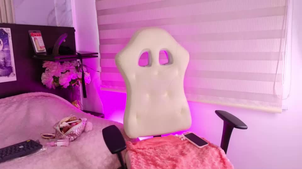 lara_as Webcam Chat September 19, 2026