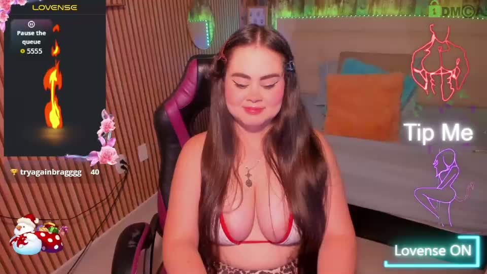_oliviajoness Webcam Chat September 19, 2026