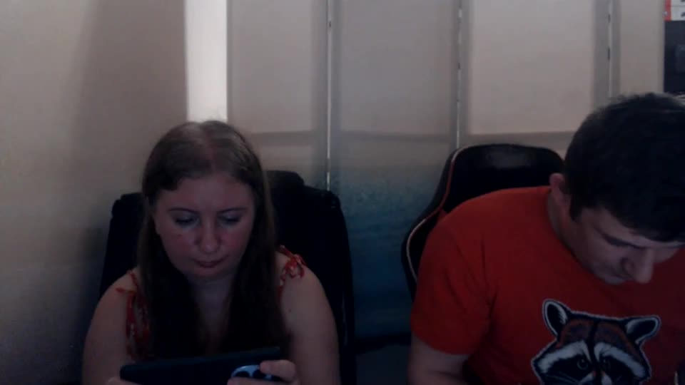 jenisandpeter Webcam Chat September 19, 2026