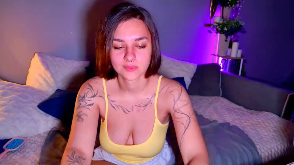 sweetykattyy Webcam Chat September 20, 2026