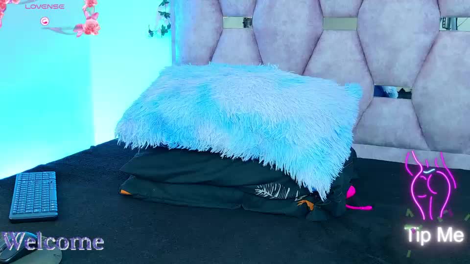 iris_mandarinne Webcam Chat September 20, 2026