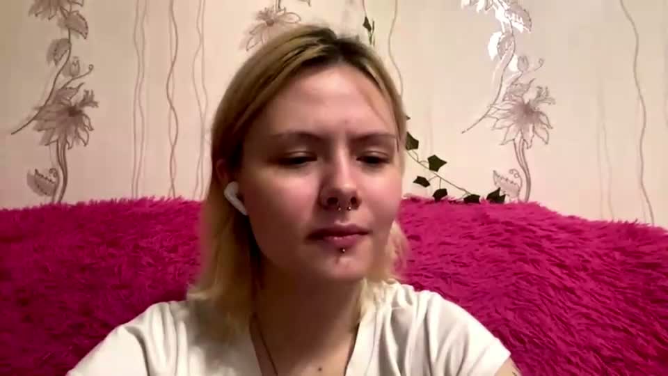 richellearmentrout Webcam Chat September 20, 2026