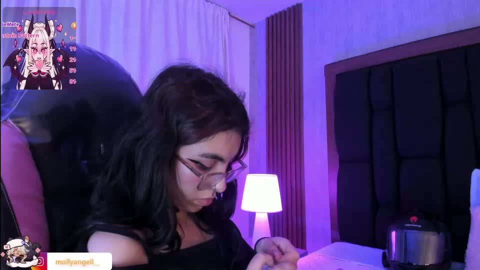 molly__a Webcam Chat September 20, 2026