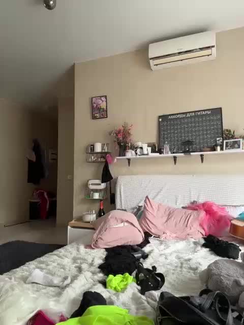 Redfoxygirl Webcam Chat September 21, 2026