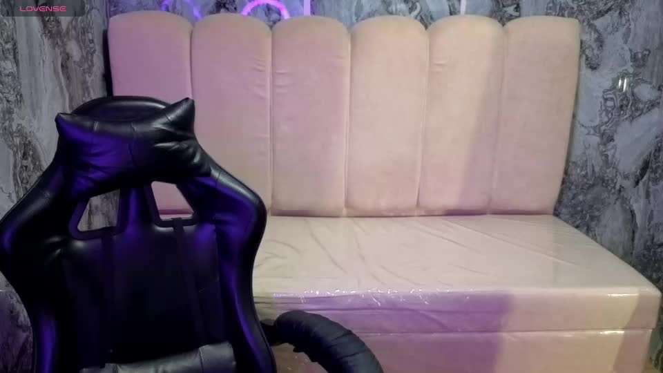 nova_pink_r Webcam Chat September 21, 2026