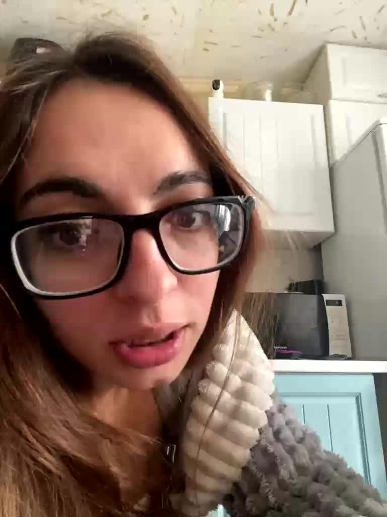 VS903 Webcam Chat September 21, 2026
