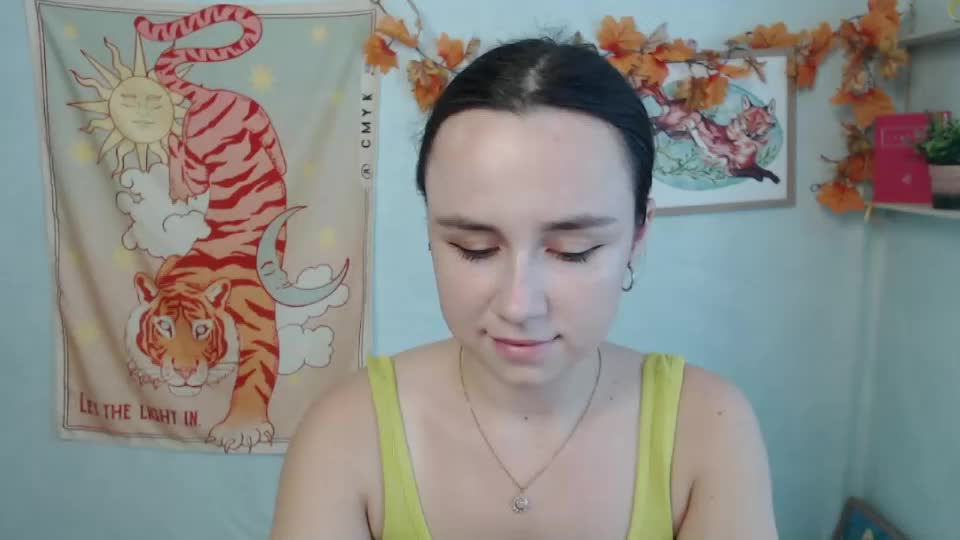 veryveryvery_shy Webcam Chat September 21, 2026