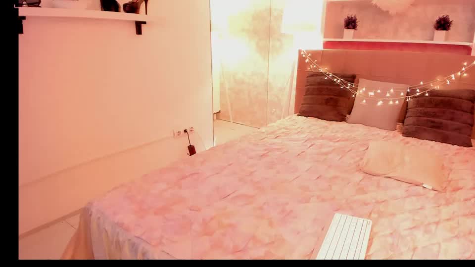 isabelkiss Webcam Chat September 21, 2026