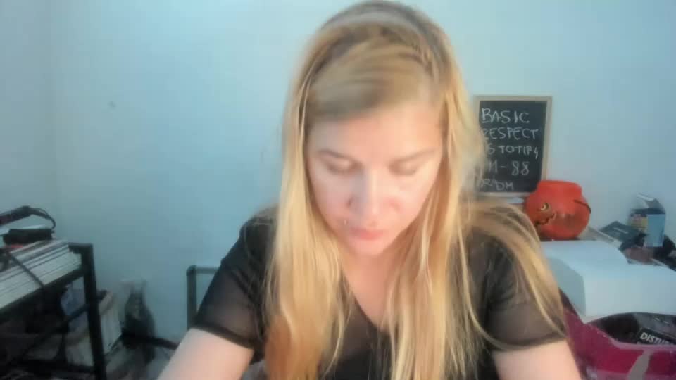 artsyandcraftsy_ Webcam Chat September 21, 2026