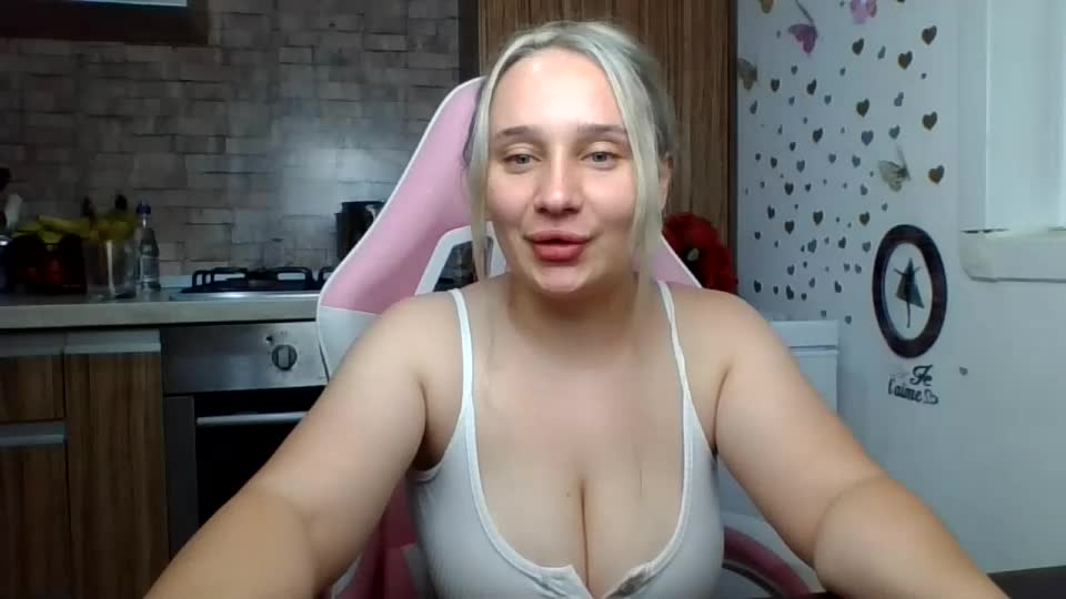 curvybombb Webcam Chat September 21, 2026