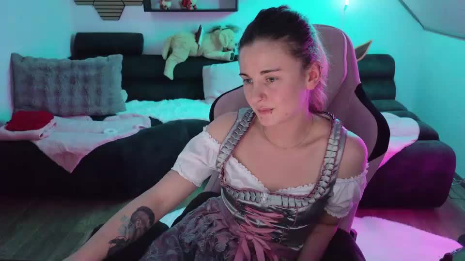 melly4you Webcam Chat September 21, 2026