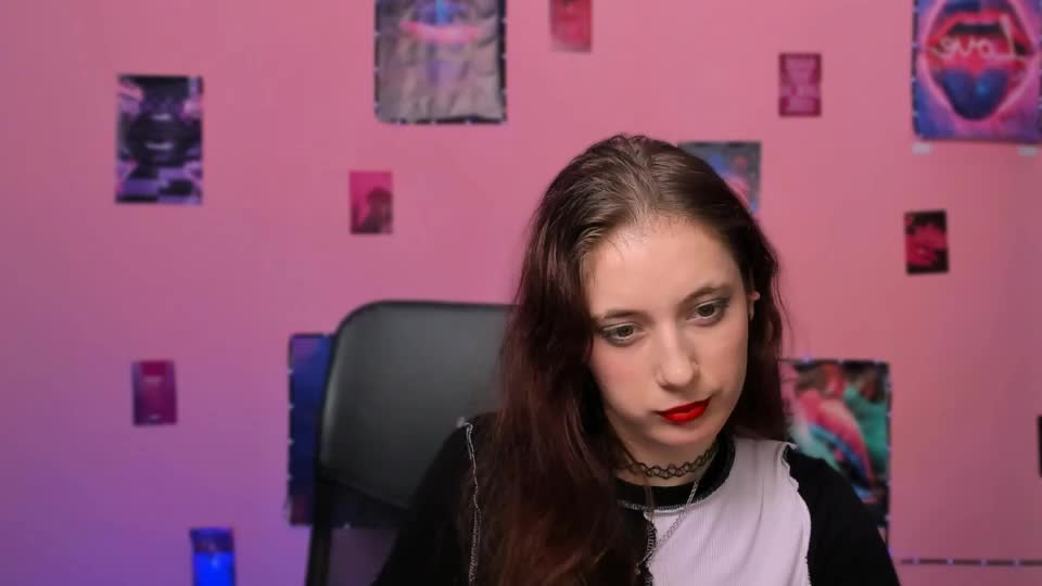 nami_glow Webcam Chat September 21, 2026