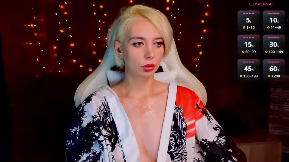 blond_ice_ann Webcam Chat September 21, 2026