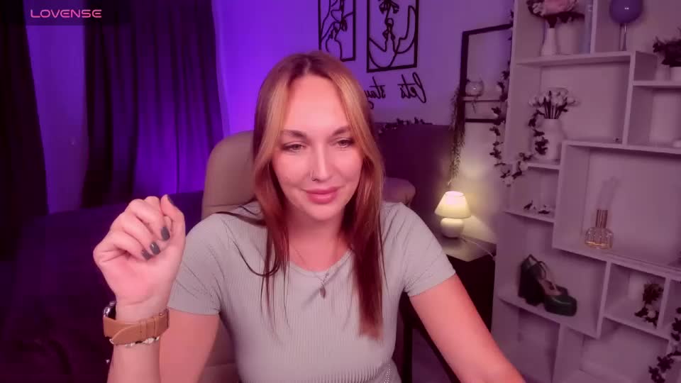 evelineveloura Webcam Chat September 21, 2026