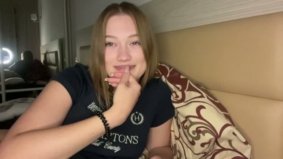 crissymemo Webcam Chat September 21, 2026
