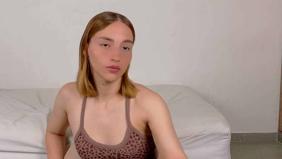whitesun_01 Webcam Chat September 21, 2026