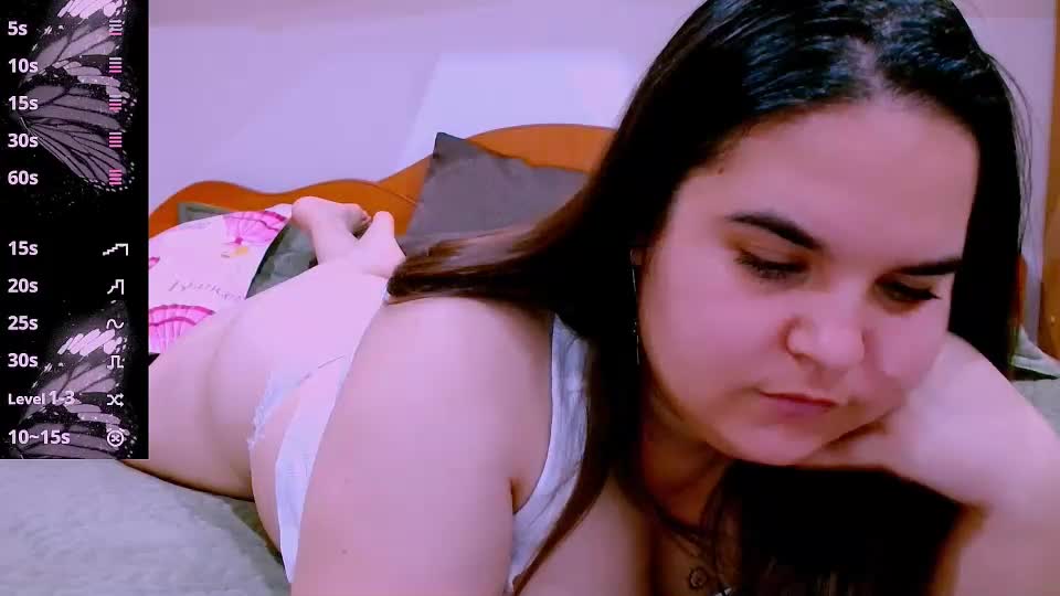 ella_diamonds Webcam Chat September 22, 2026