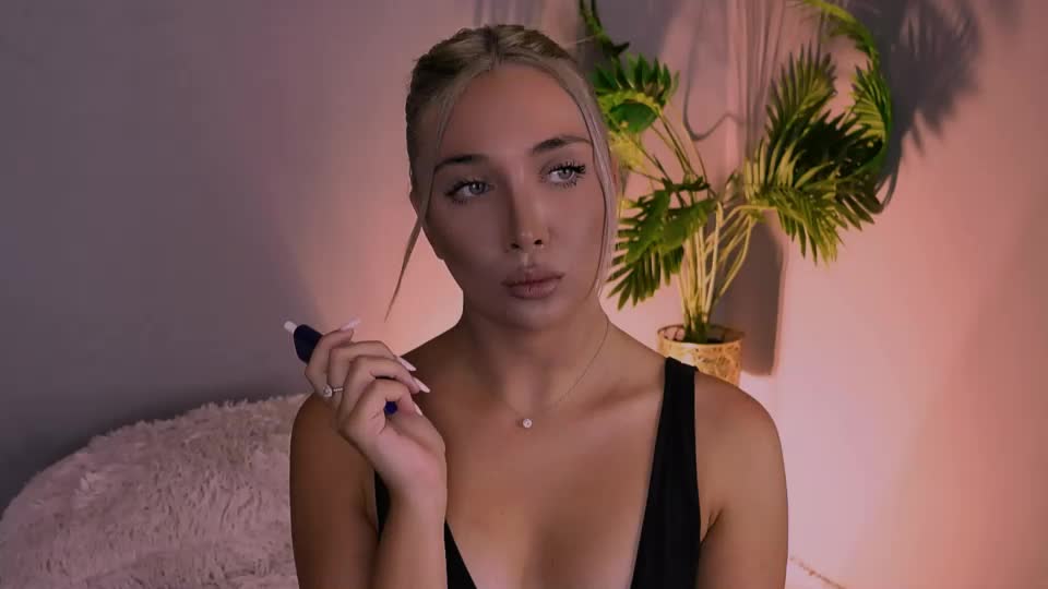 hotjessxx Webcam Chat September 22, 2026