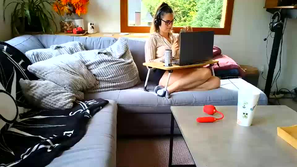 emyxxl Webcam Chat September 22, 2026