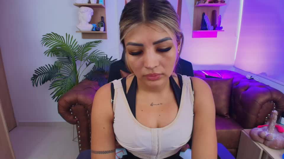 saloomee__ Webcam Chat September 22, 2026