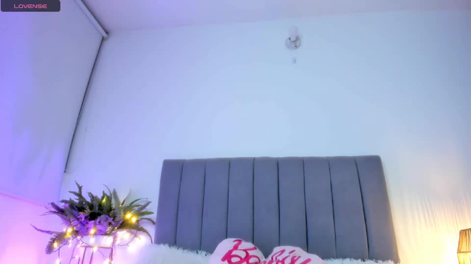 sophie_connors Webcam Chat September 22, 2026