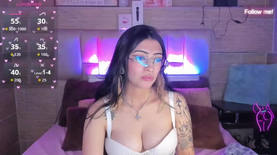 mia_smoke_ Webcam Chat September 22, 2026