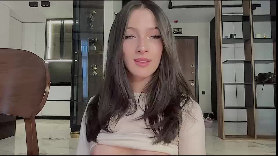 bella_hayes Webcam Chat September 23, 2026