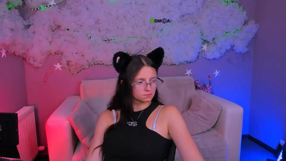 caroline_honeyy Webcam Chat September 23, 2026